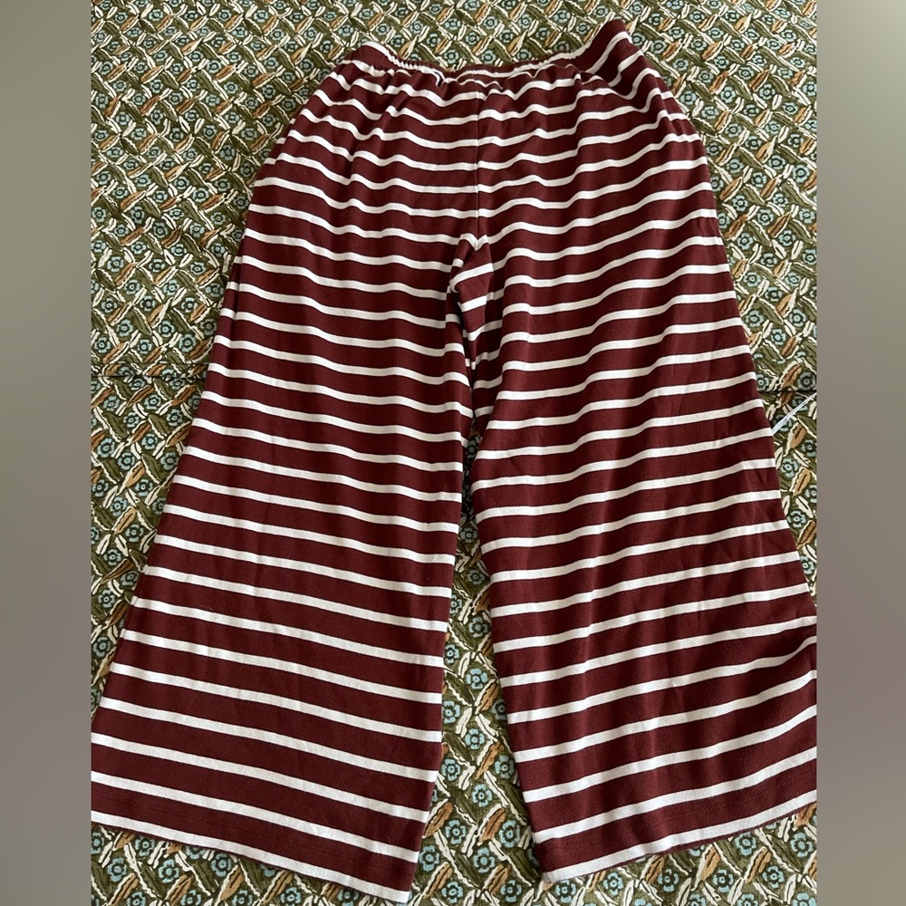 Hanna Anderson Women’s Striped Brown and White Loungewear Set - Picture 7 of 11